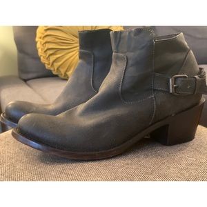 JB Dillon Ankle Boots